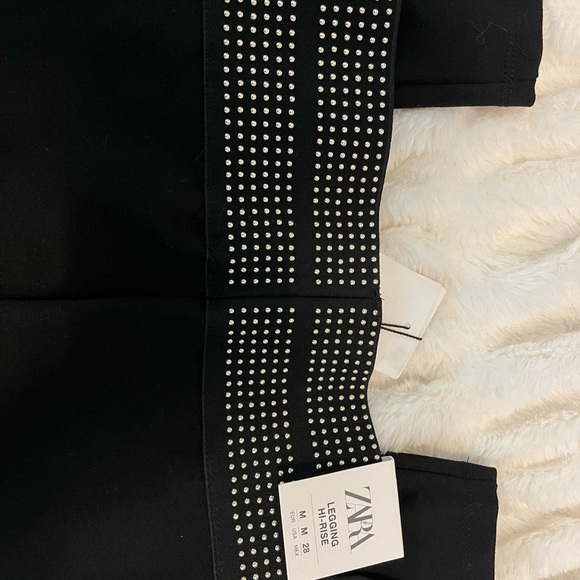 Nwt zara high rise stud legging size medium - Picture 4 of 6